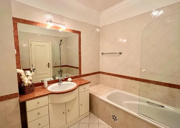 Apartament 2 With Pool By Homing