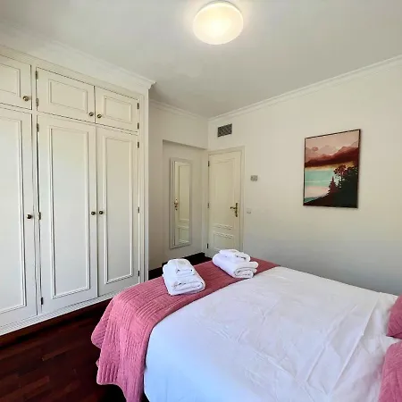 2 With Pool By Homing Apartmán