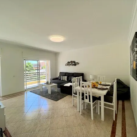 2 With Pool By Homing Appartement *